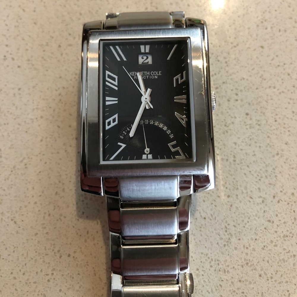 Kenneth Cole Reaction watch - Picture 4 of 9